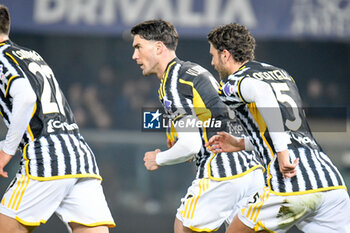 2024-02-17 - Juventus's Dusan Vlahovic celebrates after scoring a goal on penalty - HELLAS VERONA FC VS JUVENTUS FC - ITALIAN SERIE A - SOCCER