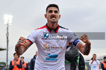 2024-03-03 - Cagliari Calcio's midfielder Alessandro Deiola celebrates the victory - EMPOLI FC VS CAGLIARI CALCIO - ITALIAN SERIE A - SOCCER