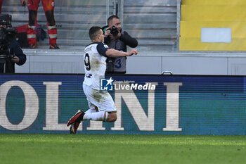 2024-03-03 - Nikola Krstovic of U.S. Lecce celebrates after scoring the gol of 1-1 during the 27th day of the Serie A Championship between Frosinone Calcio vs U.S. Lecce, 3 March 2024 at the Benito Stirpe Stadium, Frosinone, Italy. - FROSINONE CALCIO VS US LECCE - ITALIAN SERIE A - SOCCER