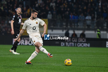2024-03-02 - Bryan Cristante of AS Roma during the Italian Serie A football match between AC Monza and Inter AS Roma on 2 of March 2024 at U-Power stadium in Monza, Italy. Photo Tiziano Ballabio - AC MONZA VS AS ROMA - ITALIAN SERIE A - SOCCER