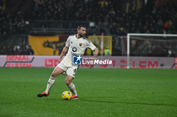 2024-03-02 - Bryan Cristante of AS Roma celebrating after a goal during the Italian Serie A football match between AC Monza and Inter AC Roma on 2 of March 2024 at U-Power stadium in Monza, Italy. Photo Tiziano Ballabio - AC MONZA VS AS ROMA - ITALIAN SERIE A - SOCCER