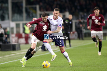 2024-03-02 - Cristiano Biraghi (AC Fiorentina) vs Antonio Sanabria (Torino FC) - TORINO FC VS ACF FIORENTINA - ITALIAN SERIE A - SOCCER