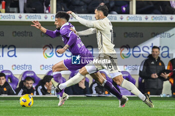 2024-03-10 - Nicolas Gonzalez (Fiorentina) fights for the ball against Leandro Paredes (Roma) - ACF FIORENTINA VS AS ROMA - ITALIAN SERIE A - SOCCER