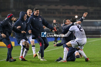 2024-03-15 - Bologna FC's midfielder Giovanni Fabbian celebrates after scoring a goal with Bologna FC's coach Thiago Motta - EMPOLI FC VS BOLOGNA FC - ITALIAN SERIE A - SOCCER