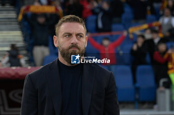 2024-03-17 - Daniele De Rossi coach of AS Roma;  during the Italian Football Championship League A 2023/2024 match between AS Roma vs US Sassuolo at the Olimpic Stadium in Rome on 17 March  2024. - AS ROMA VS US SASSUOLO - ITALIAN SERIE A - SOCCER