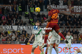 2024-03-17 - Romelu Lukaku (AS Roma);   during the Italian Football Championship League A 2023/2024 match between AS Roma vs US Sassuolo at the Olimpic Stadium in Rome on 17 March  2024. - AS ROMA VS US SASSUOLO - ITALIAN SERIE A - SOCCER