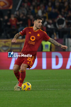 2024-03-17 - Roma’s Leandro Paredes  during the Italian Football Championship League A 2023/2024 match between AS Roma vs US Sassuolo at the Olimpic Stadium in Rome on 17 March  2024. - AS ROMA VS US SASSUOLO - ITALIAN SERIE A - SOCCER