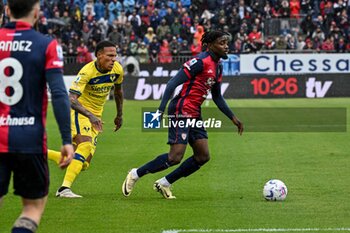 2024-04-01 - Antoine Makoumbou of Cagliari Calcio - CAGLIARI CALCIO VS HELLAS VERONA FC - ITALIAN SERIE A - SOCCER
