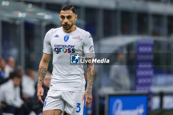 2024-04-01 - Giuseppe Pezzella of Empoli FC looks on during Serie A 2023/24 football match between FC Internazionale and Empoli FC at Giuseppe Meazza Stadium, Milan, Italy on April 01, 2024 - INTER - FC INTERNAZIONALE VS EMPOLI FC - ITALIAN SERIE A - SOCCER