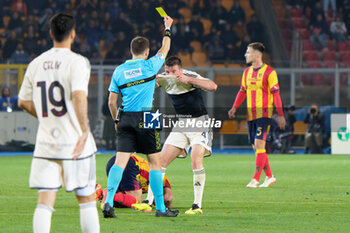 2024-04-01 - Bryan Cristante of AS Roma receives a yellow card - US LECCE VS AS ROMA - ITALIAN SERIE A - SOCCER
