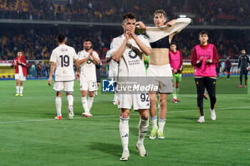 2024-04-01 - Stephan El Shaarawy of AS Roma greet the fans - US LECCE VS AS ROMA - ITALIAN SERIE A - SOCCER