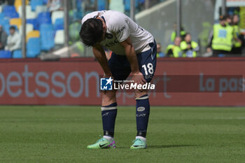 2024-03-30 - Giovanni Simeone of SSC Napoli disappointed at the end of the race during Serie A Match between SSC Napoli vs Atalanta BC at Diego Armando Maradona Stadium - SSC NAPOLI VS ATALANTA BC - ITALIAN SERIE A - SOCCER