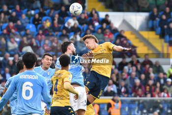2024-04-19 - Aerial contrast during Italian Serie A TIM match between Genoa CFC and SS Lazio at Stadio Giuseppe Ferraris, Genova - GENOA CFC VS SS LAZIO - ITALIAN SERIE A - SOCCER