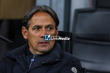 2024-04-22 - Simone Inzaghi Head Coach of FC Internazionale seen during Serie A 2023/24 football match between AC Milan and FC Internazionale at San Siro Stadium, Milan, Italy on April 22, 2024 - AC MILAN VS INTER - FC INTERNAZIONALE - ITALIAN SERIE A - SOCCER