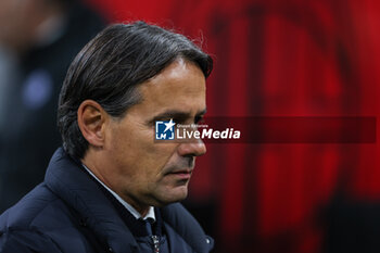 2024-04-22 - Simone Inzaghi Head Coach of FC Internazionale seen during Serie A 2023/24 football match between AC Milan and FC Internazionale at San Siro Stadium, Milan, Italy on April 22, 2024 - AC MILAN VS INTER - FC INTERNAZIONALE - ITALIAN SERIE A - SOCCER