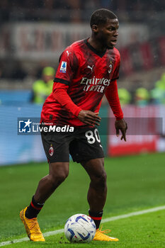2024-04-22 - Yunus Musah of AC Milan seen in action during Serie A 2023/24 football match between AC Milan and FC Internazionale at San Siro Stadium, Milan, Italy on April 22, 2024 - AC MILAN VS INTER - FC INTERNAZIONALE - ITALIAN SERIE A - SOCCER