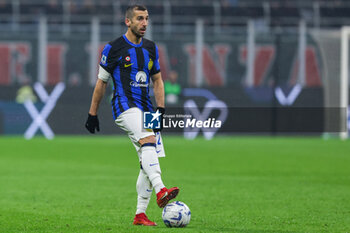 2024-04-22 - Henrikh Mkhitaryan of FC Internazionale seen in action during Serie A 2023/24 football match between AC Milan and FC Internazionale at San Siro Stadium, Milan, Italy on April 22, 2024 - AC MILAN VS INTER - FC INTERNAZIONALE - ITALIAN SERIE A - SOCCER