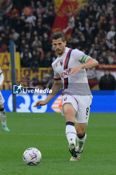 2024-04-22 - Bologna's Remo Freuler during the Italian Football Championship League A 2023/2024 match between AS Roma vs Bologna FC at the Olimpic Stadium in Rome on 22 April 2024. - AS ROMA VS BOLOGNA FC - ITALIAN SERIE A - SOCCER
