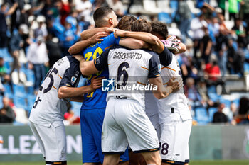 2024-04-21 - Lecce celebrates the victory - US SASSUOLO VS US LECCE - ITALIAN SERIE A - SOCCER