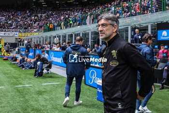 2024-04-28 - Ivan Juric Head Coach of Torino FC looks on during Serie A 2023/24 football match between FC Internazionale and Torino FC at Giuseppe Meazza Stadium, Milan, Italy on April 28, 2024 - INTER - FC INTERNAZIONALE VS TORINO FC - ITALIAN SERIE A - SOCCER