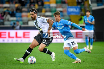 2024-05-06 - Udinese's Joao Ferreira in action against Napoli's Jesper Lindstrom - UDINESE CALCIO VS SSC NAPOLI - ITALIAN SERIE A - SOCCER