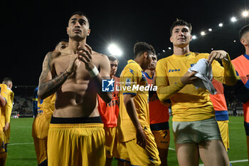 2024-05-10 - Reinier of Frosinone Calcio greets the fans during the 36th day of the Serie A Championship between Frosinone Calcio vs F.C. Inter, 10 May 2024 at the Benito Stirpe Stadium, Frosinone, Italy. - FROSINONE CALCIO VS INTER - FC INTERNAZIONALE - ITALIAN SERIE A - SOCCER