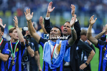 2024-05-19 - Lautaro Martinez of FC Internazionale celebrates following the Serie A 2023/24 football match between FC Internazionale and SS Lazio at Giuseppe Meazza Stadium, Milan, Italy on May 19, 2024 - INTER - FC INTERNAZIONALE VS SS LAZIO - ITALIAN SERIE A - SOCCER