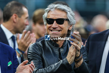 2024-05-19 - Luciano Ligabue italian singer celebrates the serie A Scudetto at the end of Serie A 2023/24 football match between FC Internazionale and SS Lazio at Giuseppe Meazza Stadium, Milan, Italy on May 19, 2024 - INTER - FC INTERNAZIONALE VS SS LAZIO - ITALIAN SERIE A - SOCCER