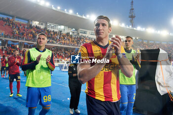 2024-05-18 - Federico Baschirotto of US Lecce applauds fans - US LECCE VS ATALANTA BC - ITALIAN SERIE A - SOCCER