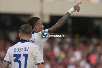 2024-05-20 - Michael Folorunsho of Hellas Verona FC celebrates after scoring goal during the Serie A Match between US Salernitana 1919 vs Hellas Verona FC at Arechi Stadium - US SALERNITANA VS HELLAS VERONA FC - ITALIAN SERIE A - SOCCER