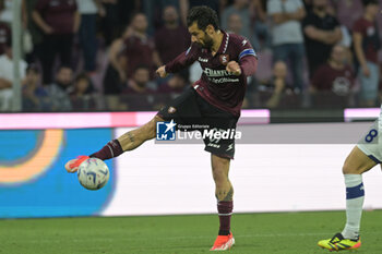 2024-05-20 - Antonio Candreva of US Salernitana 1919 in action during the Serie A Match between US Salernitana 1919 vs Hellas Verona FC at Arechi Stadium - US SALERNITANA VS HELLAS VERONA FC - ITALIAN SERIE A - SOCCER