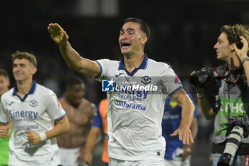 2024-05-20 - the Verona players celebrate their stay in Serie A at the end of the gala under the curve during the Serie A Match between US Salernitana 1919 vs Hellas Verona FC at Arechi Stadium - US SALERNITANA VS HELLAS VERONA FC - ITALIAN SERIE A - SOCCER