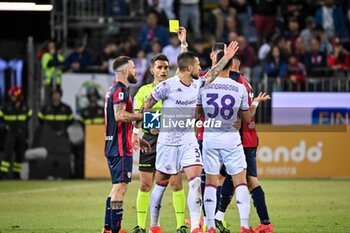 2024-05-23 - Alessandro Prontera Arbitro, Referee, Cristiano Biraghi of ACF Fiorentina - CAGLIARI CALCIO VS ACF FIORENTINA - ITALIAN SERIE A - SOCCER