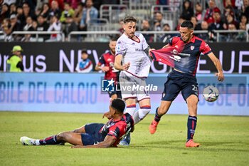 2024-05-23 - Gaetano Castrovilli of ACF Fiorentina, Gabriele Zappa of Cagliari Calcio - CAGLIARI CALCIO VS ACF FIORENTINA - ITALIAN SERIE A - SOCCER