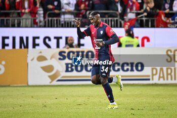 2024-05-23 - Kingstone Mutandwa of Cagliari Calcio, Esultanza, Joy After scoring goal, - CAGLIARI CALCIO VS ACF FIORENTINA - ITALIAN SERIE A - SOCCER