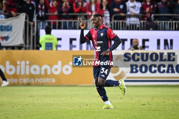 2024-05-23 - Kingstone Mutandwa of Cagliari Calcio, Esultanza, Joy After scoring goal, - CAGLIARI CALCIO VS ACF FIORENTINA - ITALIAN SERIE A - SOCCER