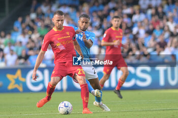 2024-05-26 - Alexis Blin of US Lecce competes for the ball with Jens Cajuste of SSC Napoli during the Serie A Match between SSC Napoli vs US Lecce at Diego Armando Maradona Stadium - SSC NAPOLI VS US LECCE - ITALIAN SERIE A - SOCCER