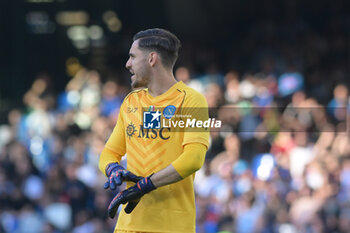 2024-05-26 - Alex Meret of SSC Napoli gestures during the Serie A Match between SSC Napoli vs US Lecce at Diego Armando Maradona Stadium - SSC NAPOLI VS US LECCE - ITALIAN SERIE A - SOCCER