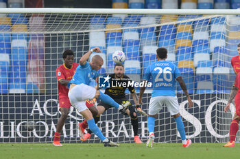 2024-05-26 - Leo Ostigard of SSC Napoli in action during the Serie A Match between SSC Napoli vs US Lecce at Diego Armando Maradona Stadium - SSC NAPOLI VS US LECCE - ITALIAN SERIE A - SOCCER