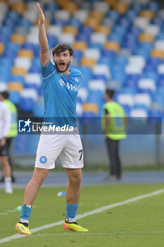 2024-05-26 - Khvicha Kvaratskhelia of SSC Napoli gestures during the Serie A Match between SSC Napoli vs US Lecce at Diego Armando Maradona Stadium - SSC NAPOLI VS US LECCE - ITALIAN SERIE A - SOCCER