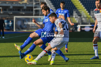 2024-02-03 - Stefano Sabelli (Genoa) hampered by Bartosz Bereszynski (Empoli) - EMPOLI FC VS GENOA CFC - ITALIAN SERIE A - SOCCER