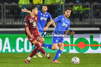 2024-04-06 - Samuele Ricci (Torino) hampered by Simone Bastoni (Empoli) - EMPOLI FC VS TORINO FC - ITALIAN SERIE A - SOCCER