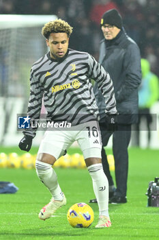 2024-01-07 - Weston McKennie of Juventus FC warms up before the race during Serie A between US Salernitana 1919 vs Juventus FC at Arechi Stadium - US SALERNITANA VS JUVENTUS FC - ITALIAN SERIE A - SOCCER