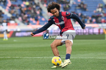 2024-02-11 - Joshua Zirkzee (Bologna Fc) shooting on goal - BOLOGNA FC VS US LECCE - ITALIAN SERIE A - SOCCER