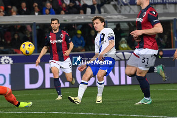 2024-03-09 - Nicolo Barella (Fc Internazionale) shooting on goal - BOLOGNA FC VS INTER - FC INTERNAZIONALE - ITALIAN SERIE A - SOCCER