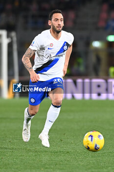2024-03-09 - Hakan Calhanoglu (Fc Internazionale) in action - BOLOGNA FC VS INTER - FC INTERNAZIONALE - ITALIAN SERIE A - SOCCER