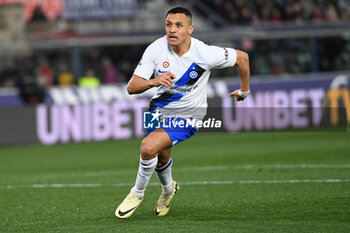 2024-03-09 - Alexis Sanchez (Fc Internazionale) in action - BOLOGNA FC VS INTER - FC INTERNAZIONALE - ITALIAN SERIE A - SOCCER