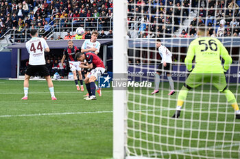 2024-04-01 - Alexis Saelemaekers (Bologna Fc) shooting goal - BOLOGNA FC VS US SALERNITANA - ITALIAN SERIE A - SOCCER