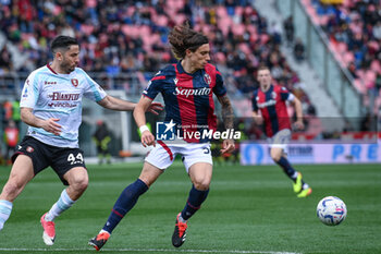 2024-04-01 - Riccardo Calafiori (Bologna Fc) in action - BOLOGNA FC VS US SALERNITANA - ITALIAN SERIE A - SOCCER