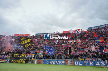 2024-04-01 - Bologna Fc supporters Curva Andrea Costa - BOLOGNA FC VS US SALERNITANA - ITALIAN SERIE A - SOCCER